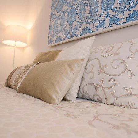 Crystal-Modern Apartment In The Center Of Нови Сад Екстериор снимка