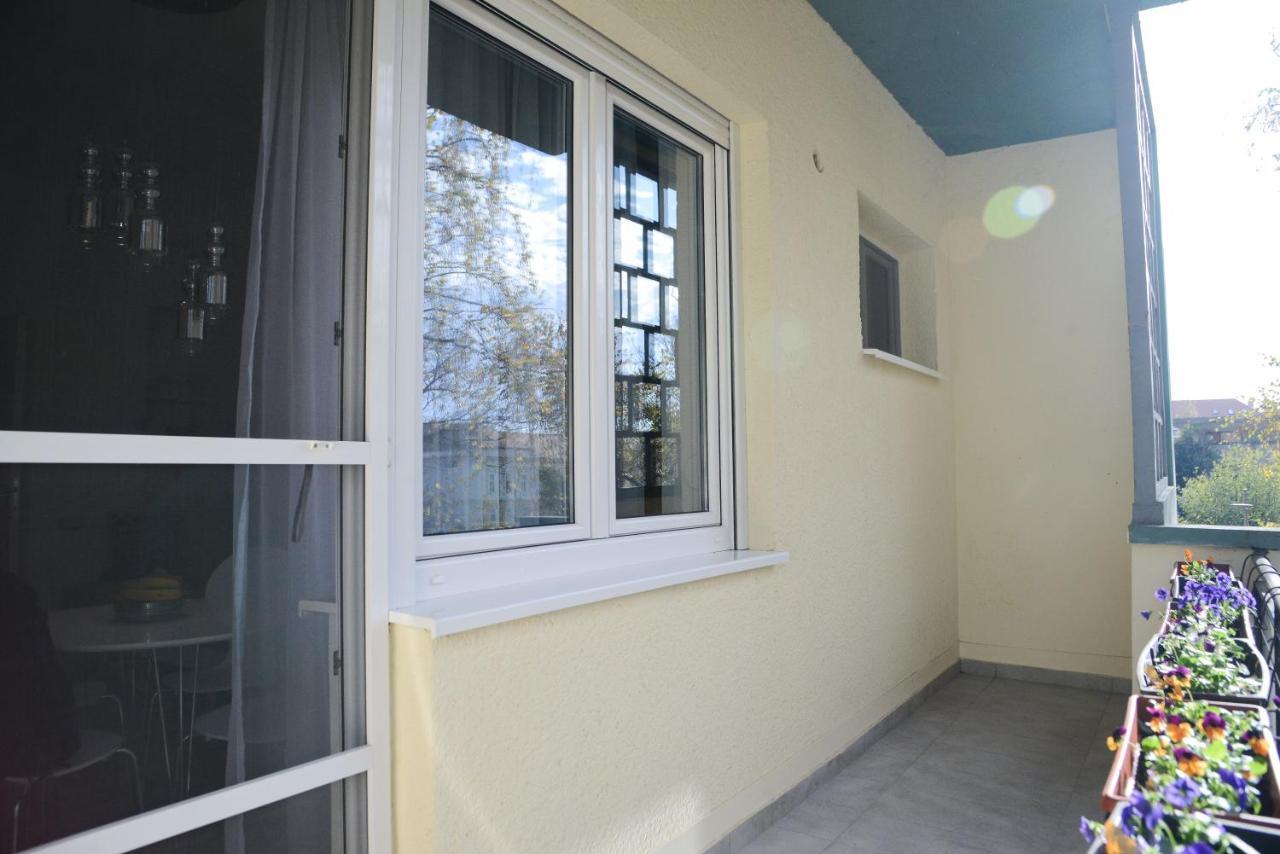 Crystal-Modern Apartment In The Center Of Нови Сад Екстериор снимка